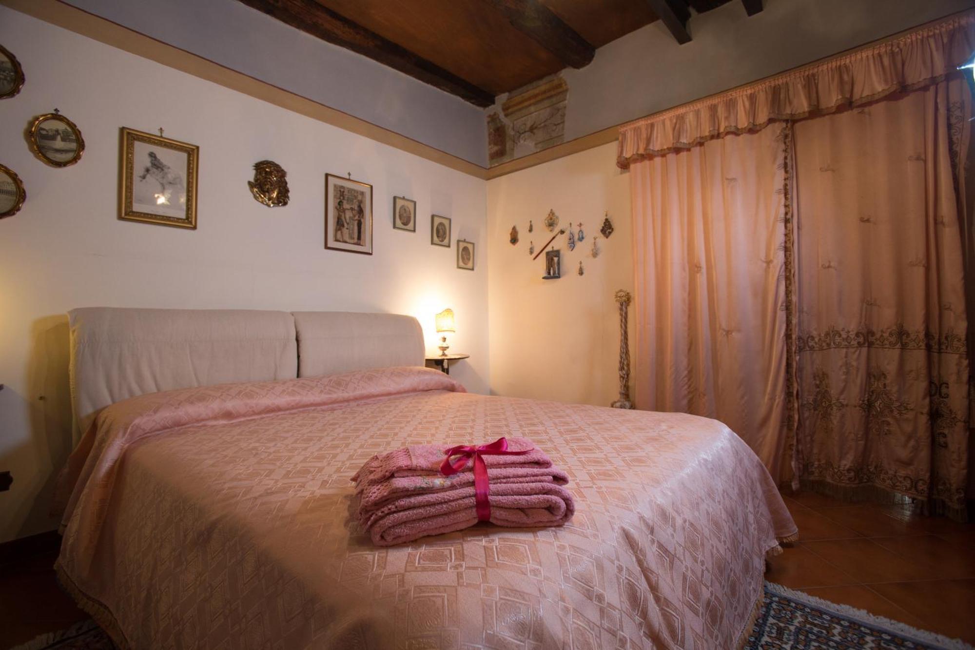 La Via Dei Presepi Bed & Breakfast Naples Exterior photo